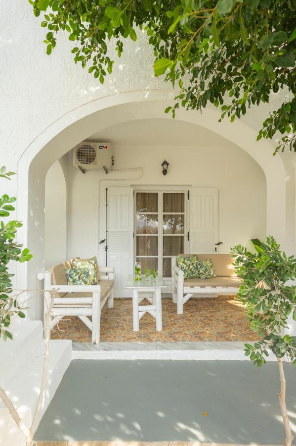 Loukas & Emma Eco Houses Perissa  Exterior foto